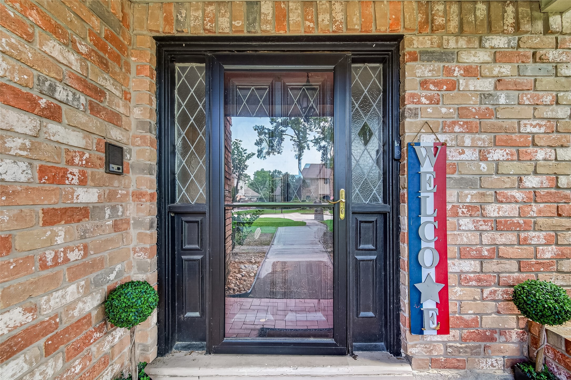 5919 Spring Creek Oaks Drive Spring, TX 77379 - Photo 10 of 35