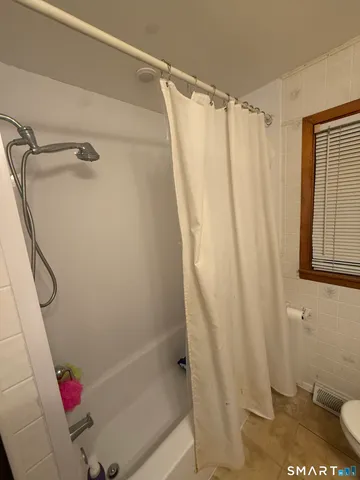 $294,900 | 2 Sharren Lane, Enfield, CT 06082