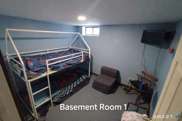 $294,900 | 2 Sharren Lane, Enfield, CT 06082