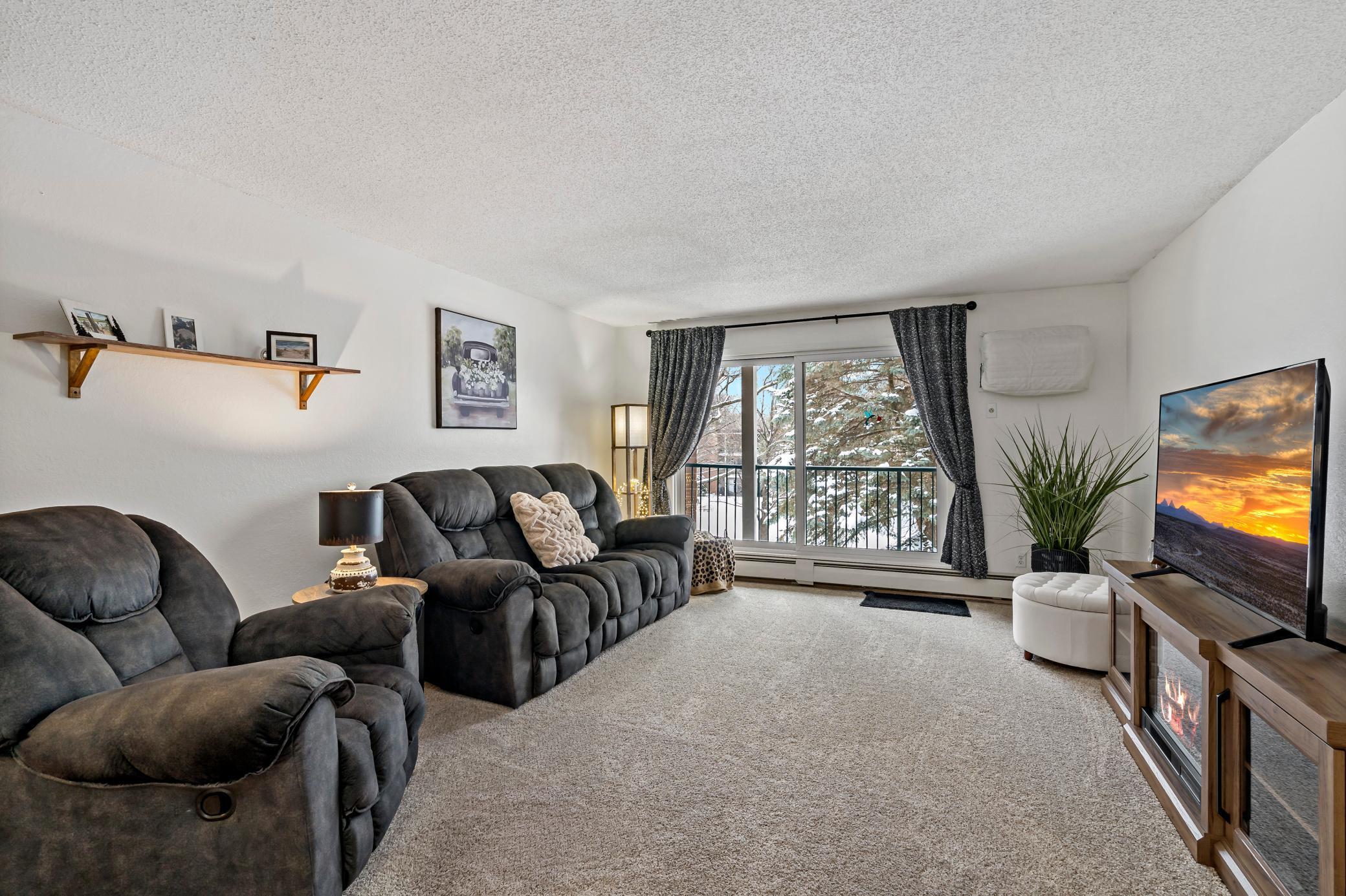 3155 Coachman Road, Unit 310 Eagan, MN 55121 - Photo 2 of 33