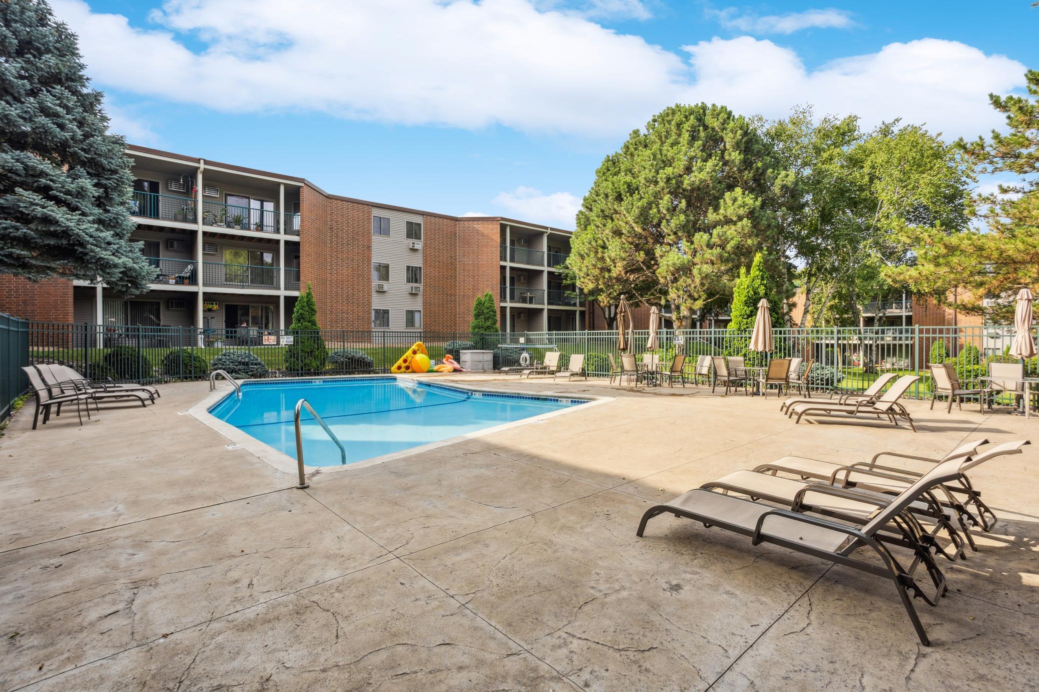 3155 Coachman Road, Unit 310 Eagan, MN 55121 - Photo 32 of 33