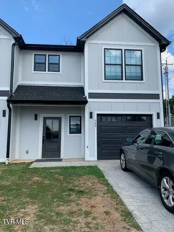 $2,000 | 703 North Main Avenue, Erwin, TN 37650