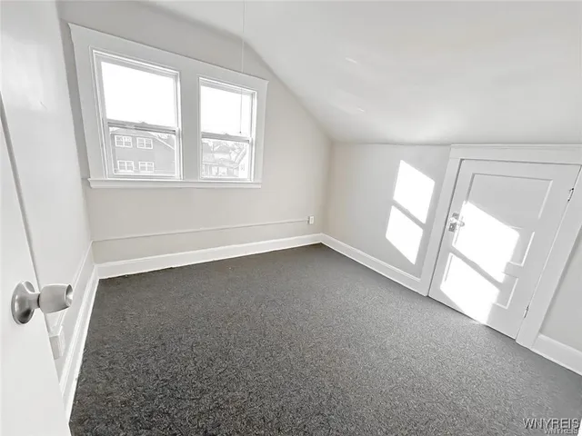 $1,100 | 533 24th Street, Niagara Falls, NY 14301