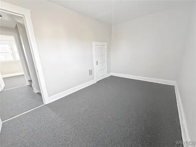 $1,100 | 533 24th Street, Niagara Falls, NY 14301