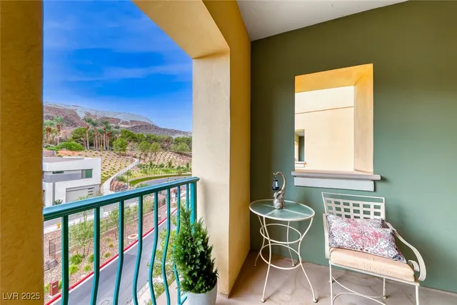 $1,550 | 30 Strada Di Villaggio, Unit 433, Henderson, NV 89011