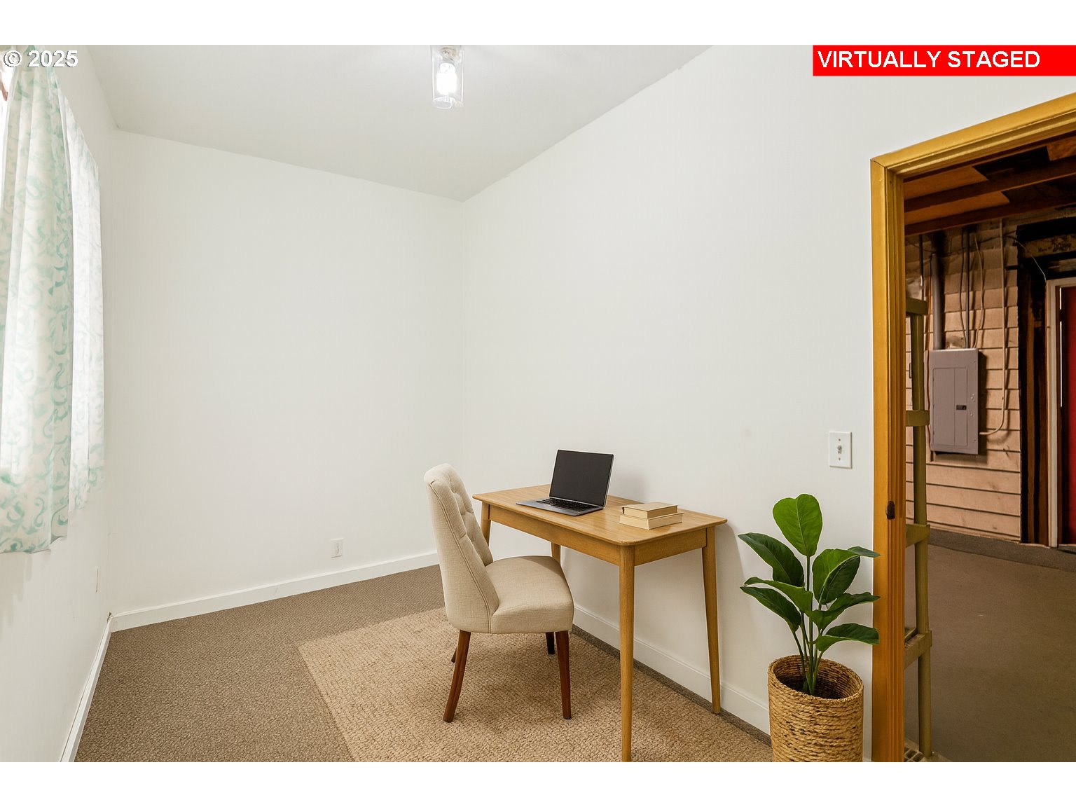 224 Northeast 92nd Place Portland, OR 97220 - Photo 39 of 43 a view of kitchen with furniture and a potted plant