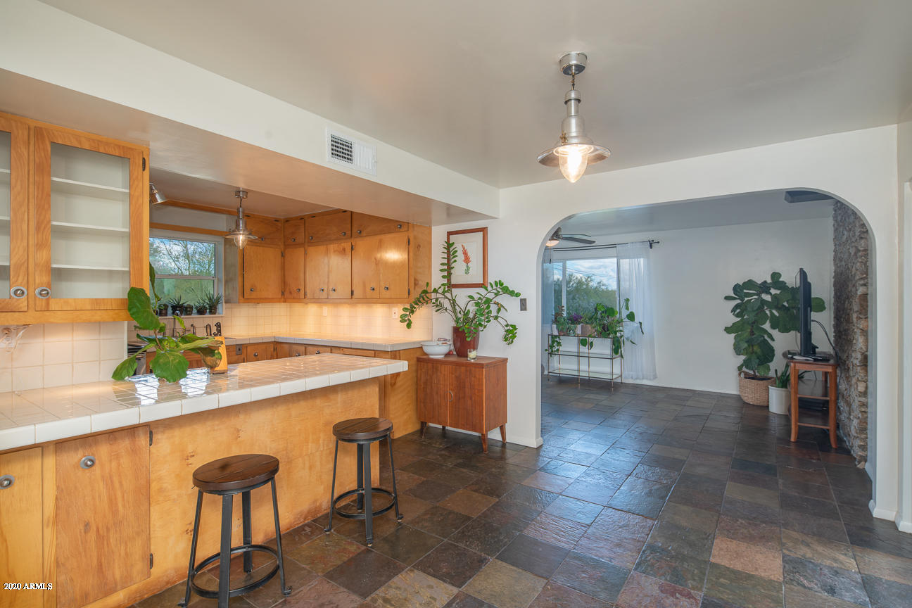 1434 North Geronimo Road Apache Junction, AZ 85119 - Photo 3 of 24 _DSC2395-Edit
