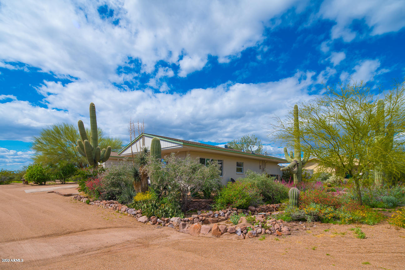 1434 North Geronimo Road Apache Junction, AZ 85119 - Photo 5 of 24 _DSC2274