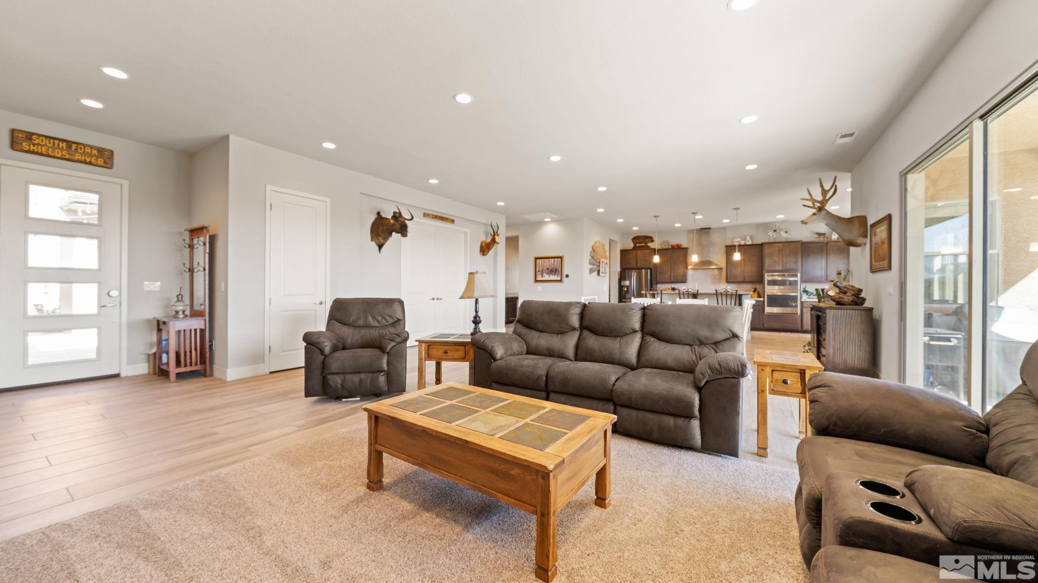 697 Raptor Way Fernley, NV 89408 - Photo 4 of 40 Photo 4