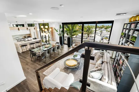 $2,475,000 | 11501 Old Ocean Boulevard, Ocean Ridge, FL 33435