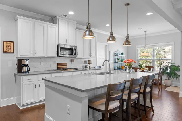 $650,000 | 7385 Blazing Star Court, Ooltewah, TN 37363