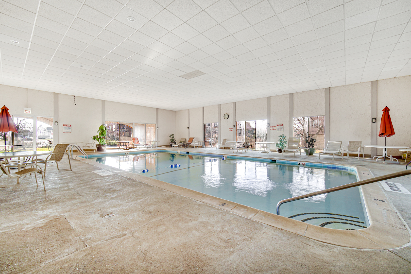 4050 Dundee Road, Unit 303 Northbrook, IL 60062 - Photo 27 of 38