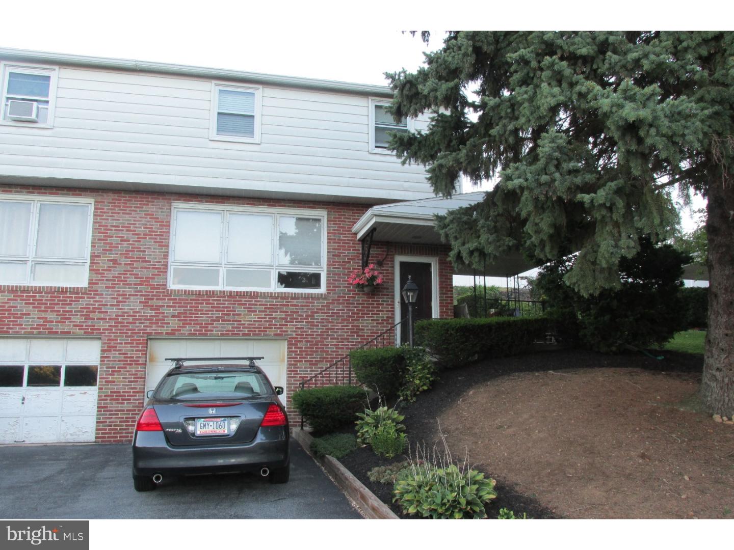 1503 Commonwealth Boulevard Reading, PA 19607 - Photo 1 of 18 Exterior Front