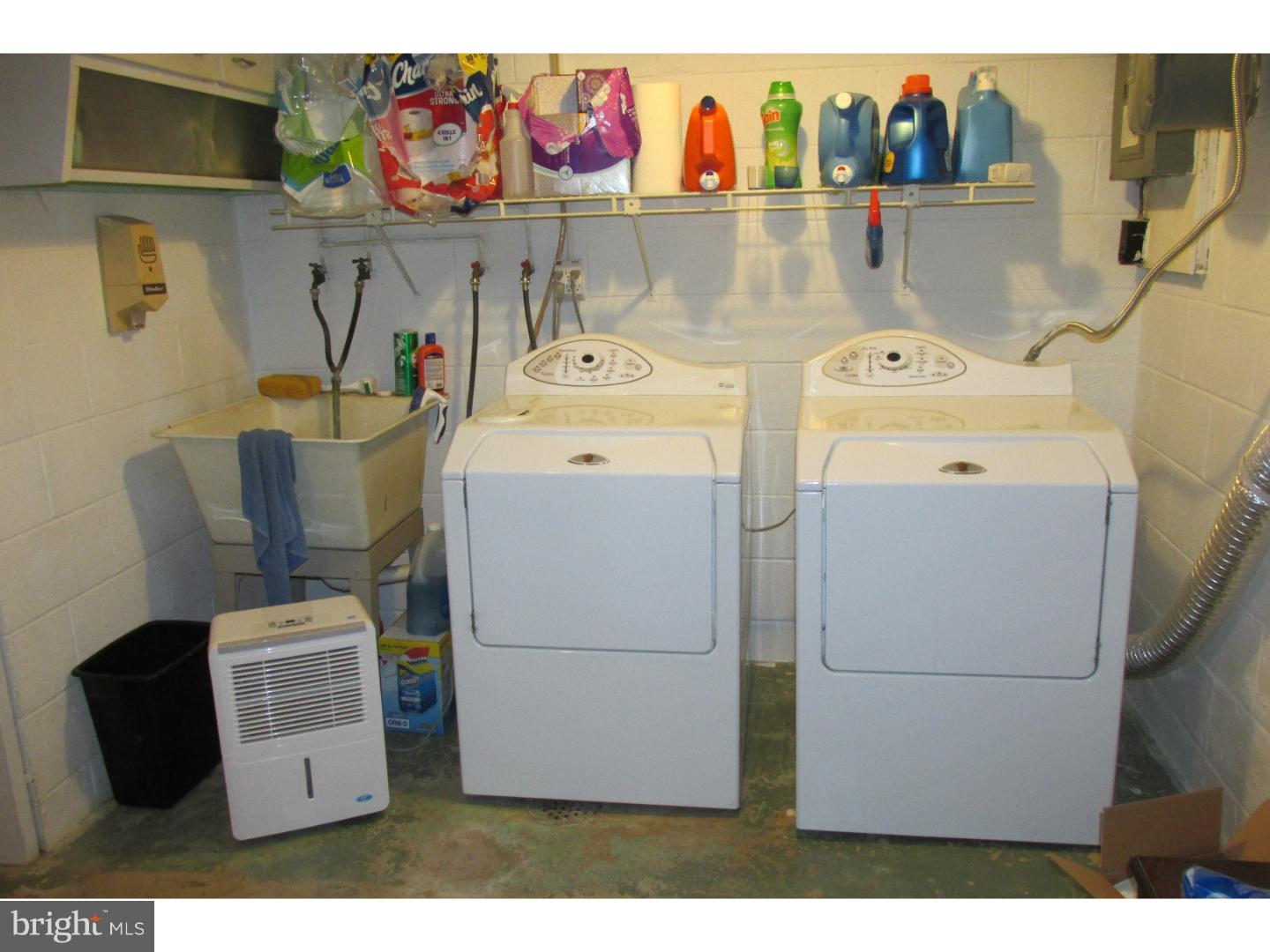 1503 Commonwealth Boulevard Reading, PA 19607 - Photo 14 of 18 Laundry Room