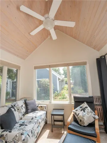 $649,000 | 318 Corey Lane, Middletown, RI 02842