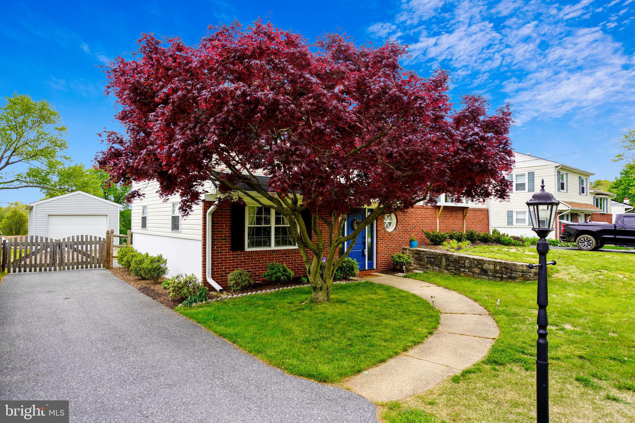 5957 Hunt Club Road Elkridge, MD 21075 - Photo 2 of 54 Lots of parking along driveway
