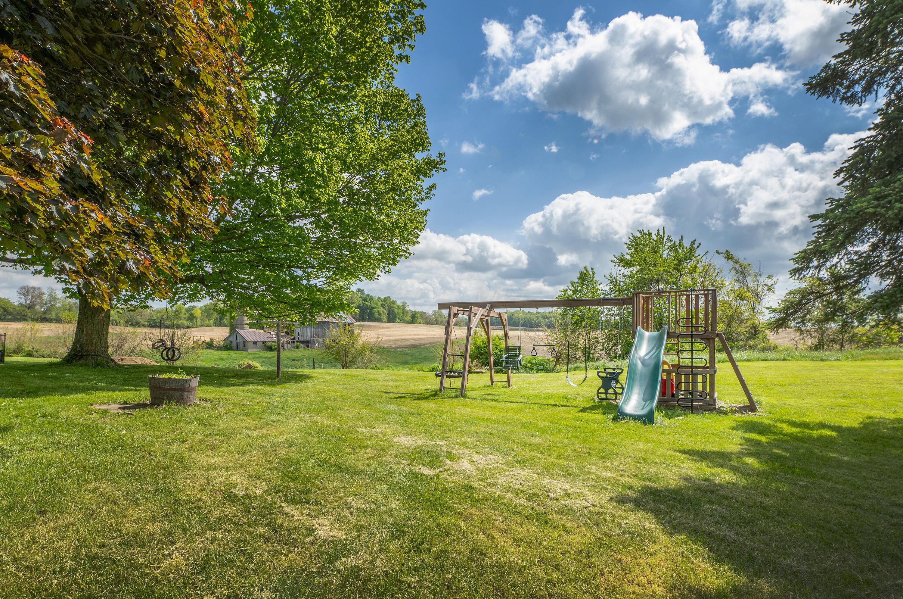 6520 Hall Road Centerburg, OH 43011 - Photo 27 of 31 6520Hall_27