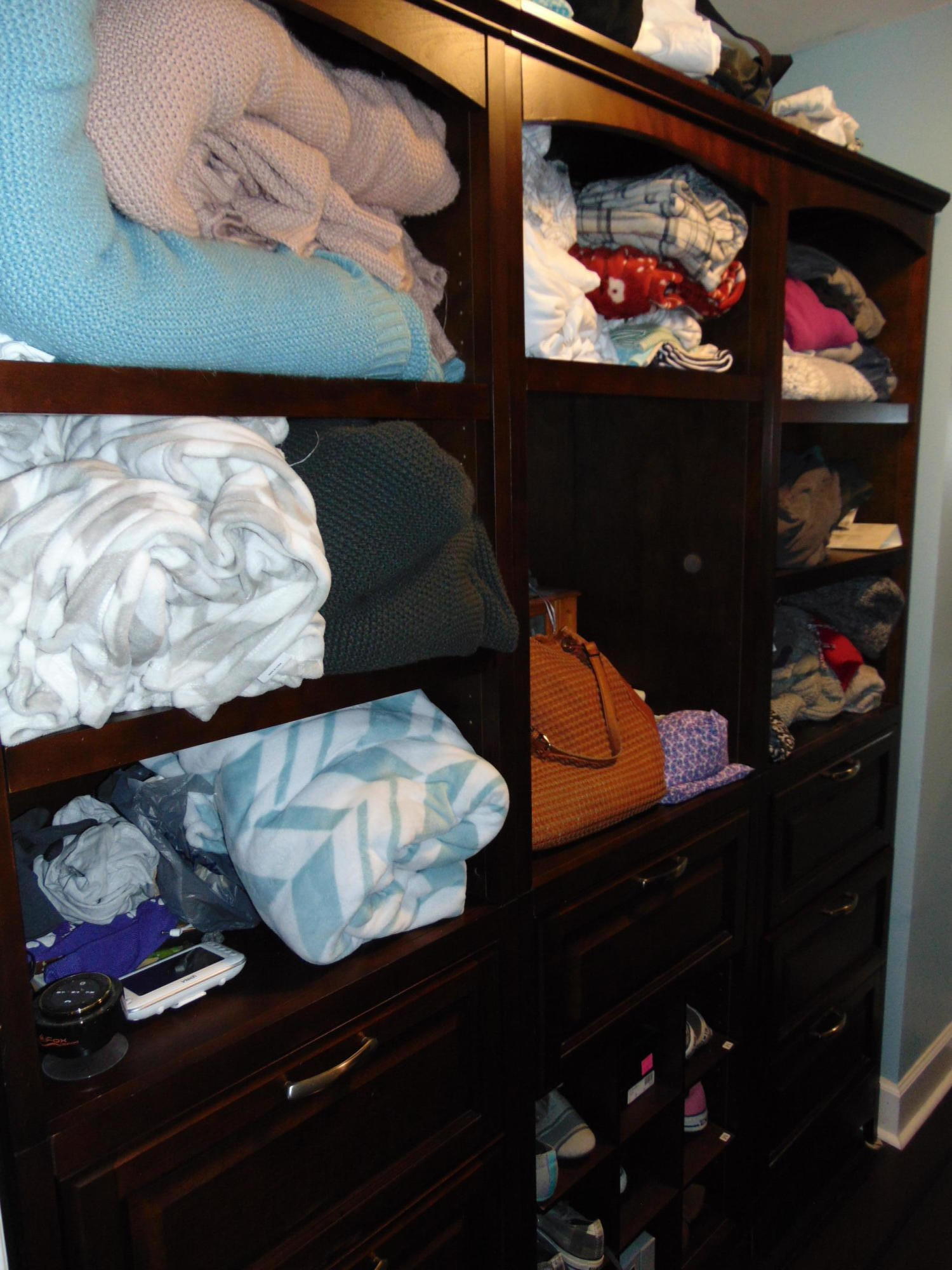 7940 New Ryder Road North Charleston, SC 29406 - Photo 18 of 24 CLOSET BUILTINS