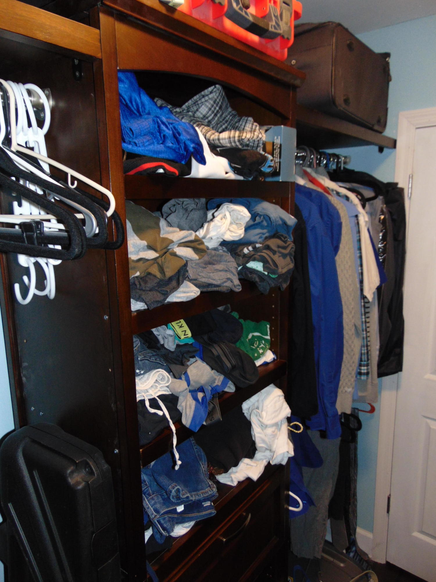 7940 New Ryder Road North Charleston, SC 29406 - Photo 19 of 24 CLOSET BUILTINS
