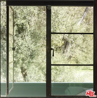 $715,000 | 5587 1/2 Village, Los Angeles, CA 90016