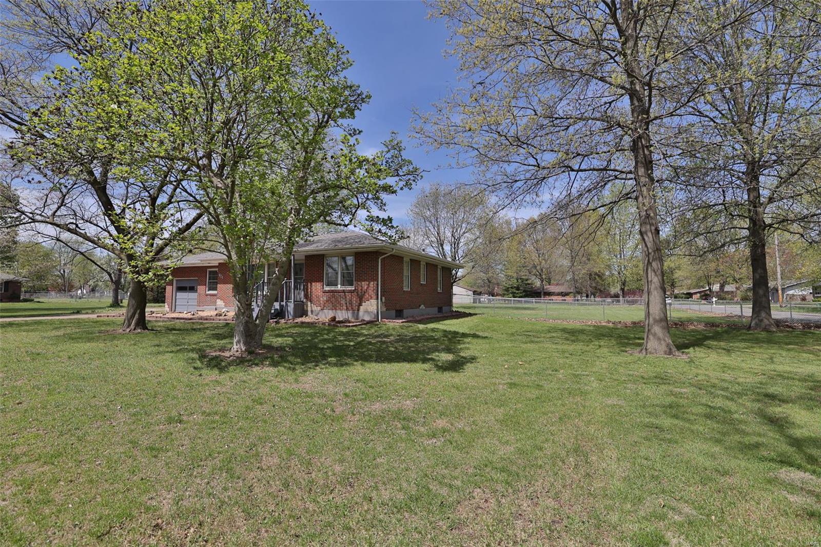 629 East Chain Of Rocks Road Granite City, IL 62040 - Photo 39 of 69