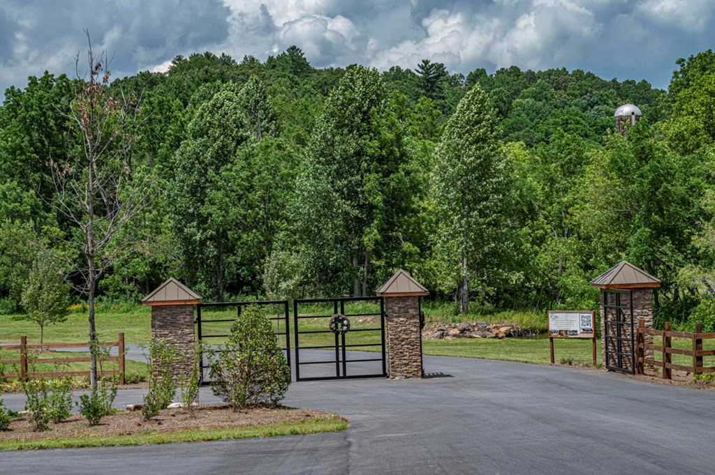 151 The Ridges Morganton, GA 30560 - Photo 27 of 35