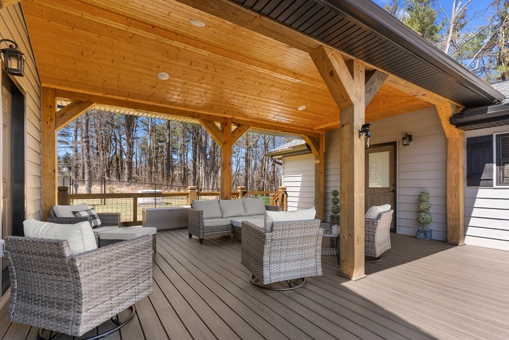 175 Chateau Road Fancy Gap, VA 24328 - Photo 12 of 43 Gallery Image 12