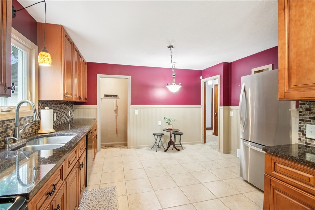 80 Rutledge Drive Rochester, NY 14621 - Photo 11 of 30