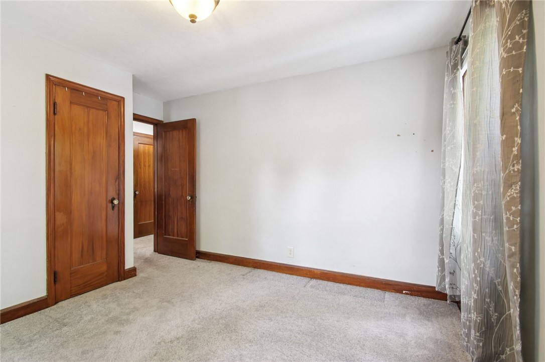 80 Rutledge Drive Rochester, NY 14621 - Photo 13 of 30