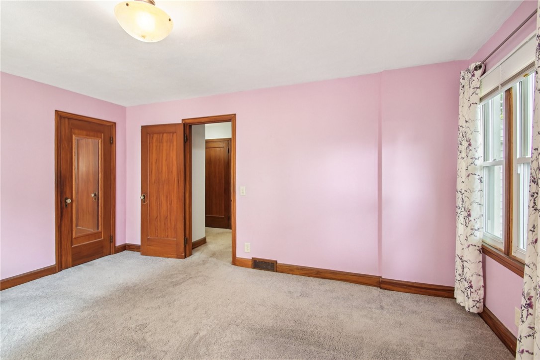 80 Rutledge Drive Rochester, NY 14621 - Photo 16 of 30