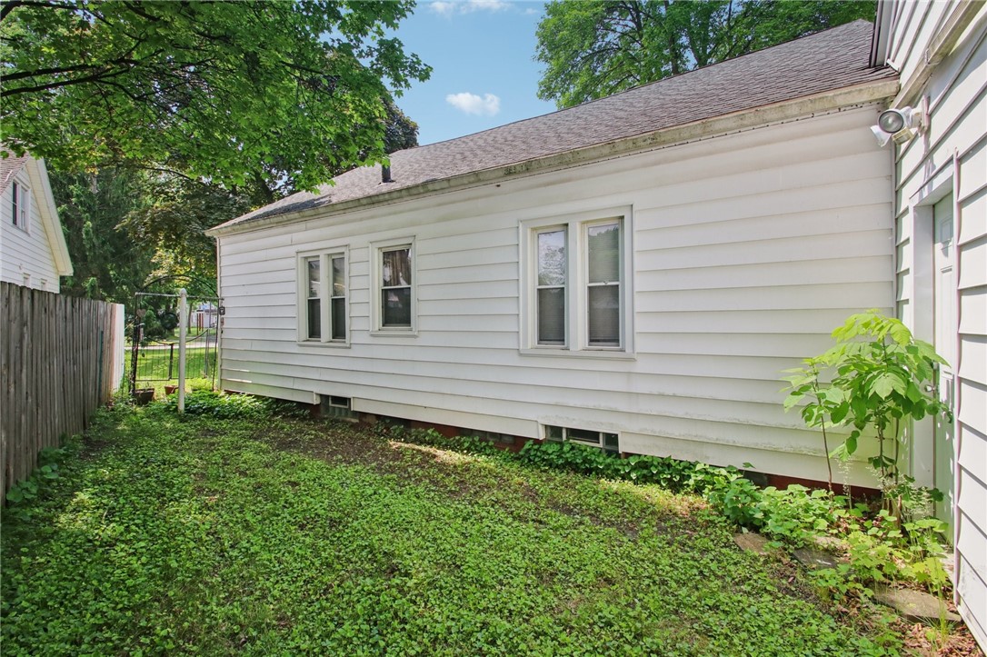 80 Rutledge Drive Rochester, NY 14621 - Photo 24 of 30