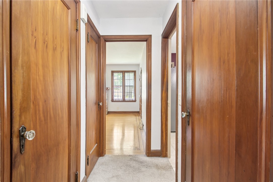 80 Rutledge Drive Rochester, NY 14621 - Photo 3 of 30