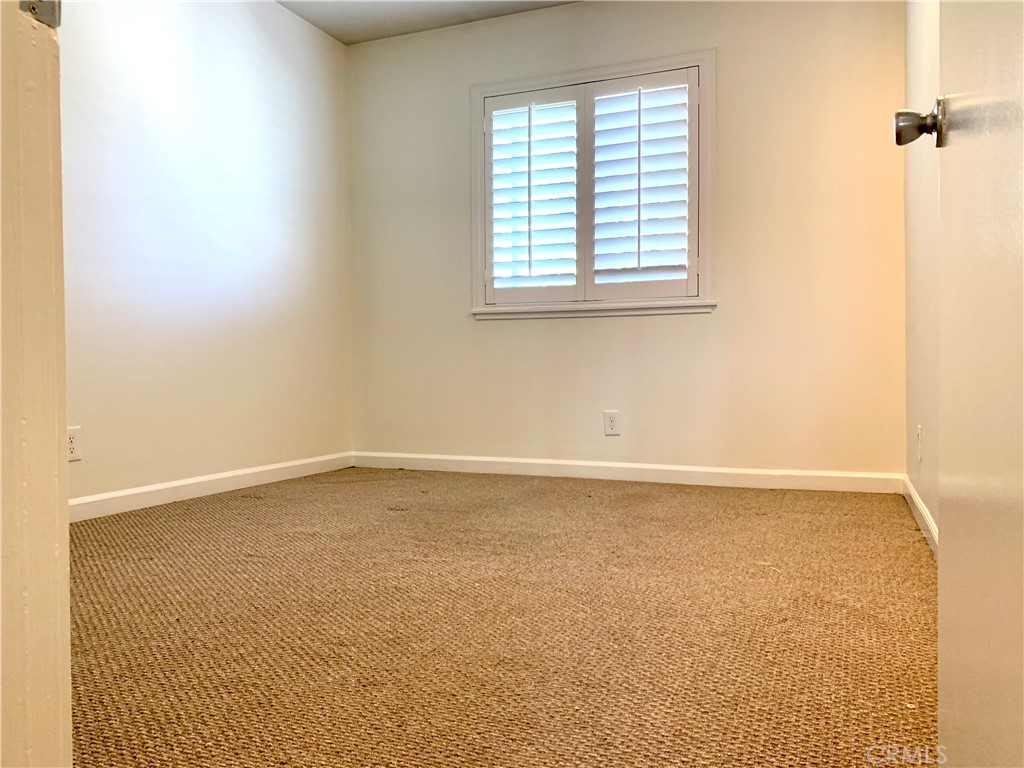 182 Brookline Lane Costa Mesa, CA 92626 - Photo 11 of 21 an empty room with a window
