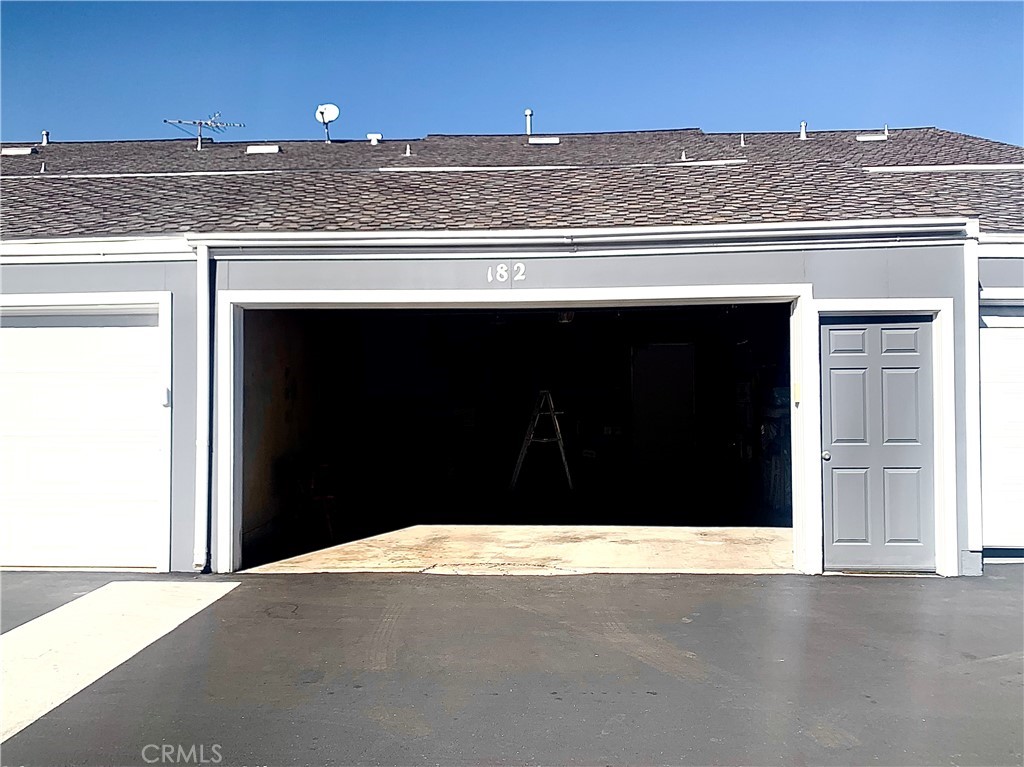 182 Brookline Lane Costa Mesa, CA 92626 - Photo 20 of 21