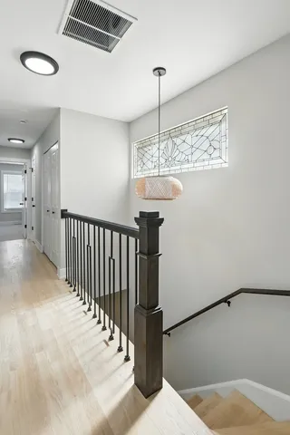 $689,900 | 4055 South Ellis Avenue, Chicago, IL 60653