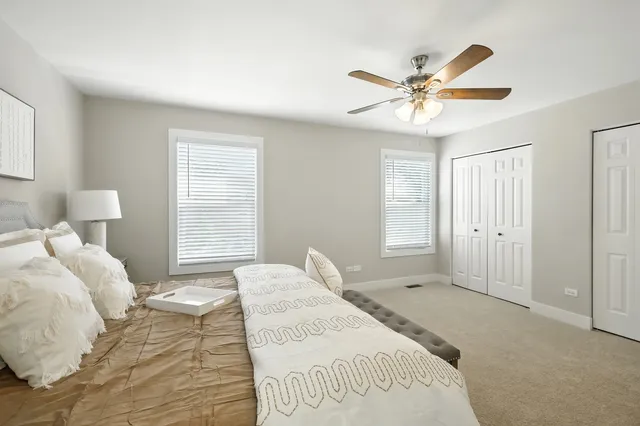 $689,900 | 4055 South Ellis Avenue, Chicago, IL 60653