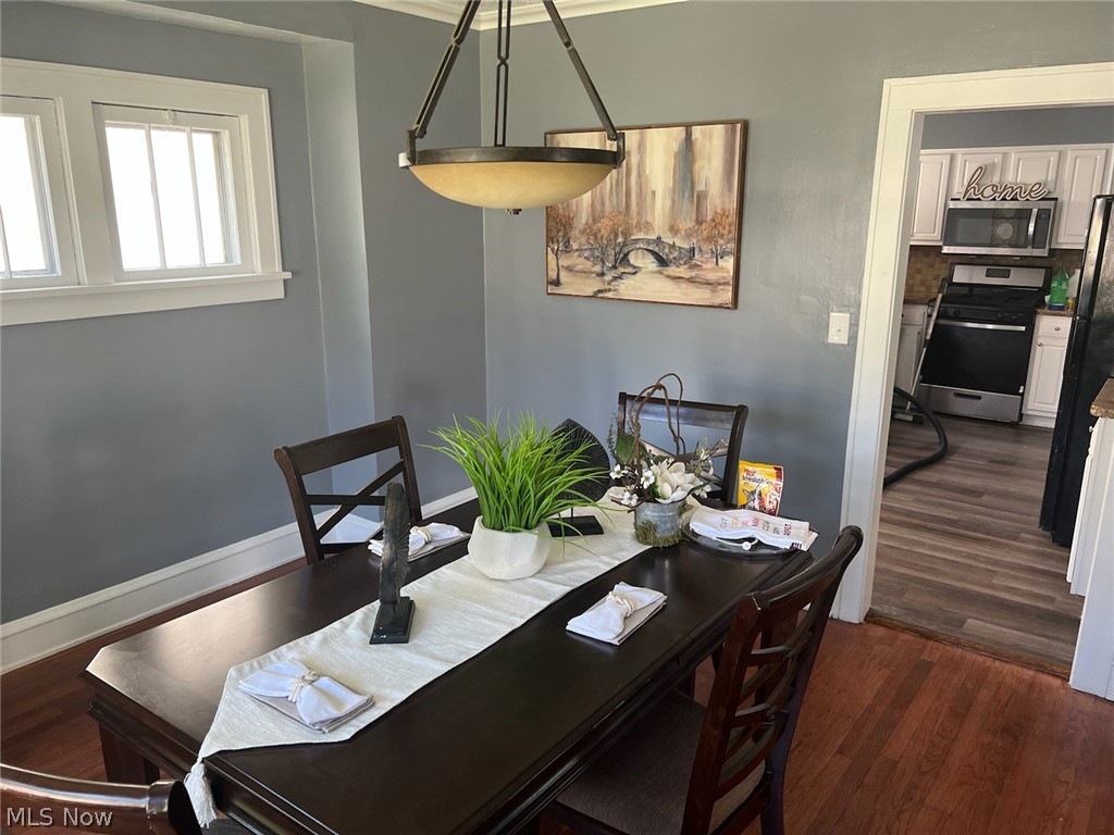1012 Quilliams Road Cleveland, OH 44121 - Photo 6 of 21