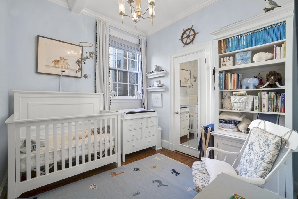 35 Beacon Street, Unit 3 Boston, MA 02108 - Photo 15 of 19