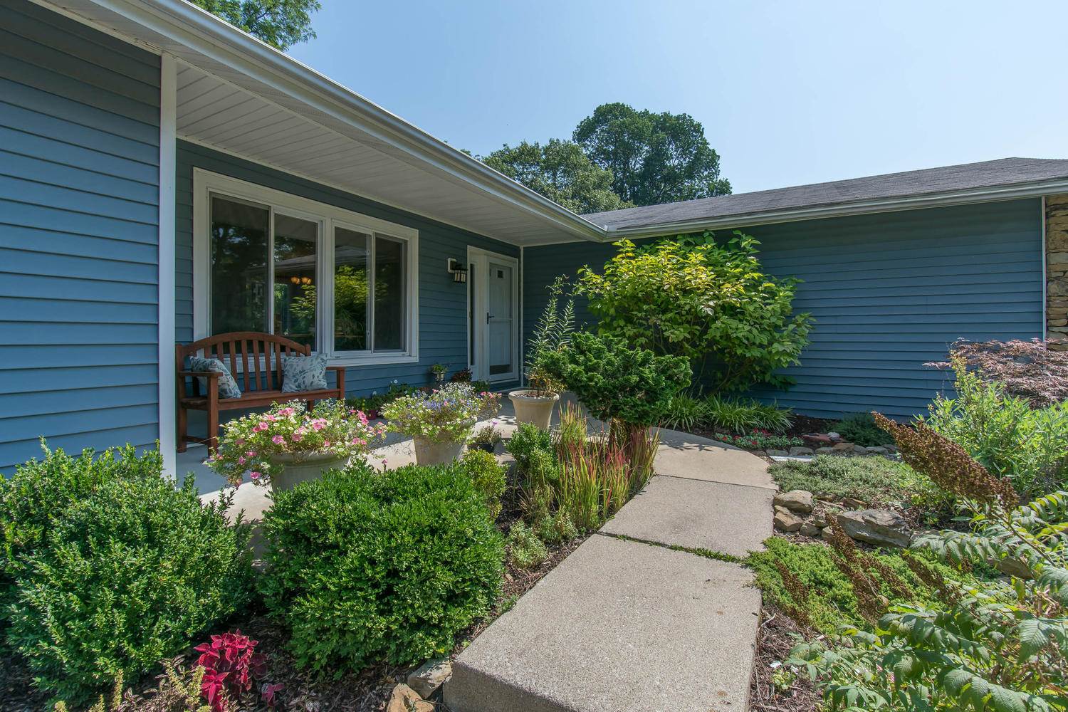 3625 East Robin Road Bloomington, IN 47401 - Photo 2 of 35