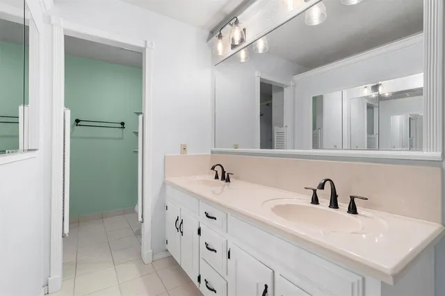 $725,000 | 6106 Pepperport Lane, Double Oak, TX 75022