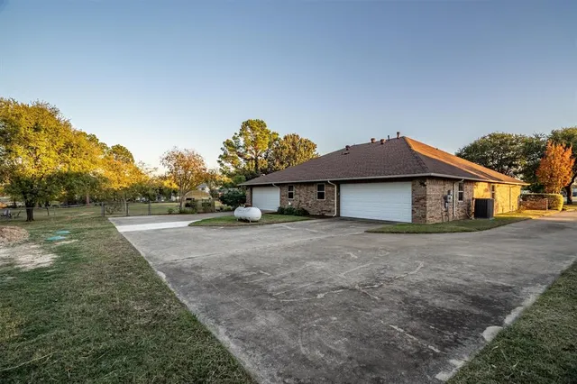$725,000 | 6106 Pepperport Lane, Double Oak, TX 75022