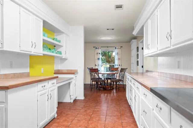 $725,000 | 6106 Pepperport Lane, Double Oak, TX 75022