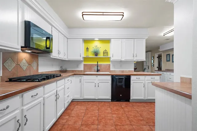 $725,000 | 6106 Pepperport Lane, Double Oak, TX 75022