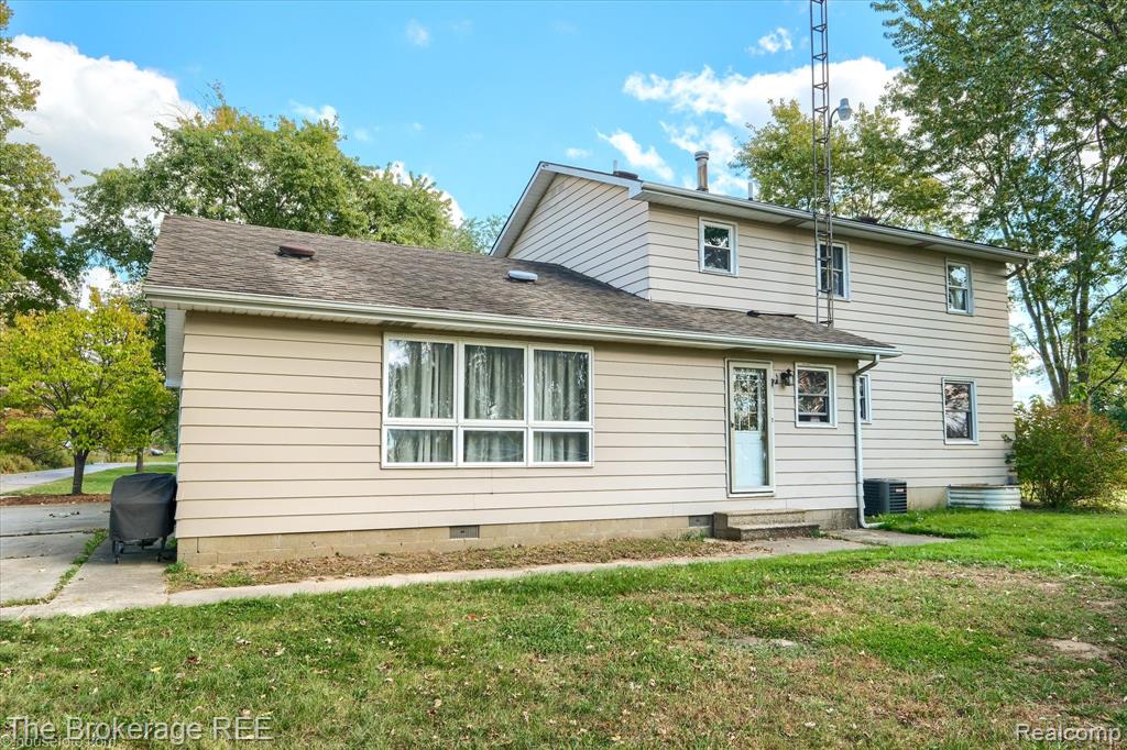 8171 North Linden Road Mount Morris, MI 48458 - Photo 7 of 62