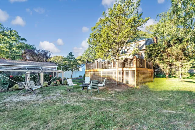 $649,000 | 81 Beach Road, Wading River, NY 11792