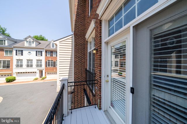 $1,120,000 | 1628 Colonial Hills Drive, McLean, VA 22102