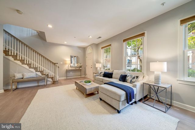 $1,120,000 | 1628 Colonial Hills Drive, McLean, VA 22102
