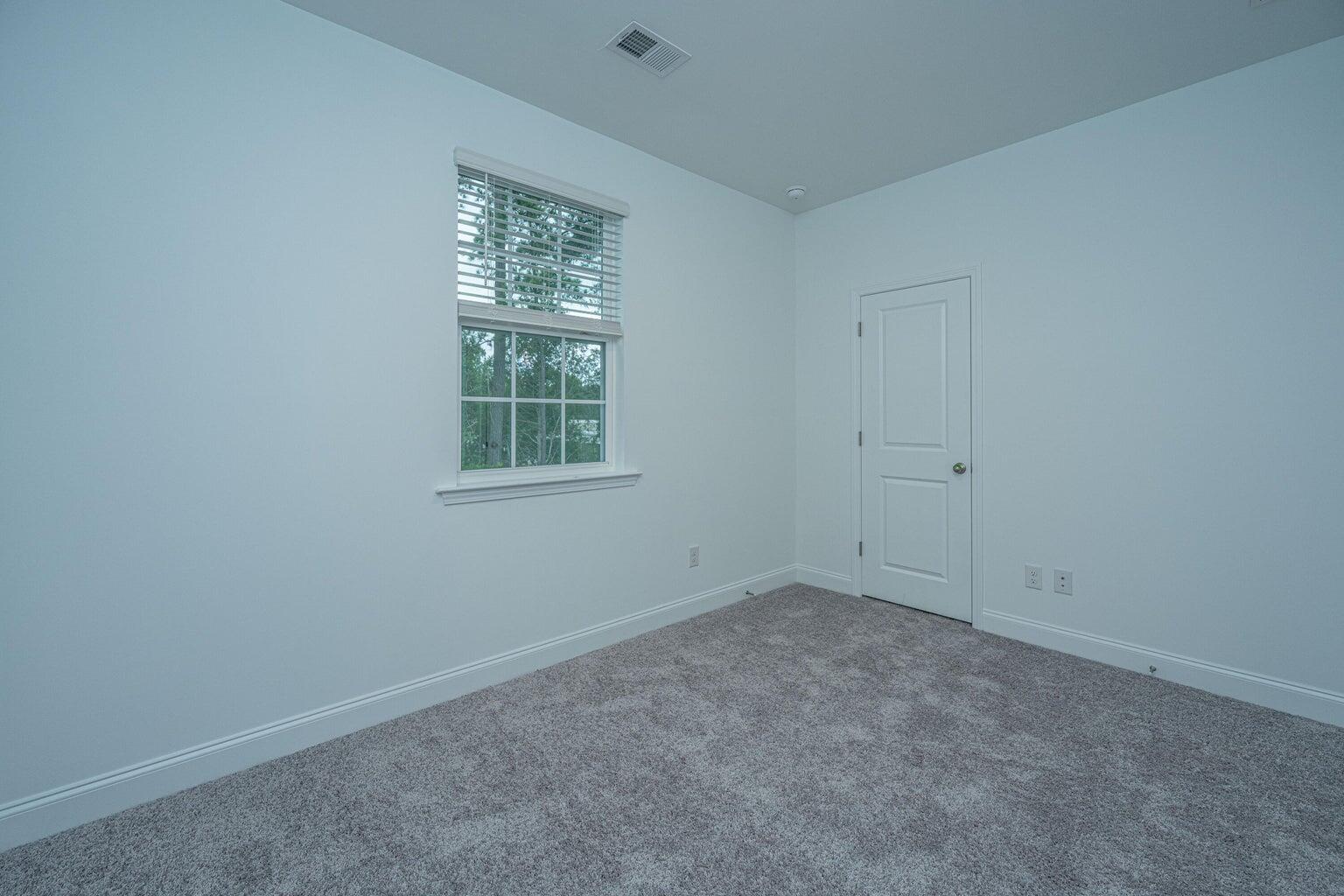 1102 Twin Rivers Drive Wando, SC 29492 - Photo 7 of 38 20241018132409345485000000-o