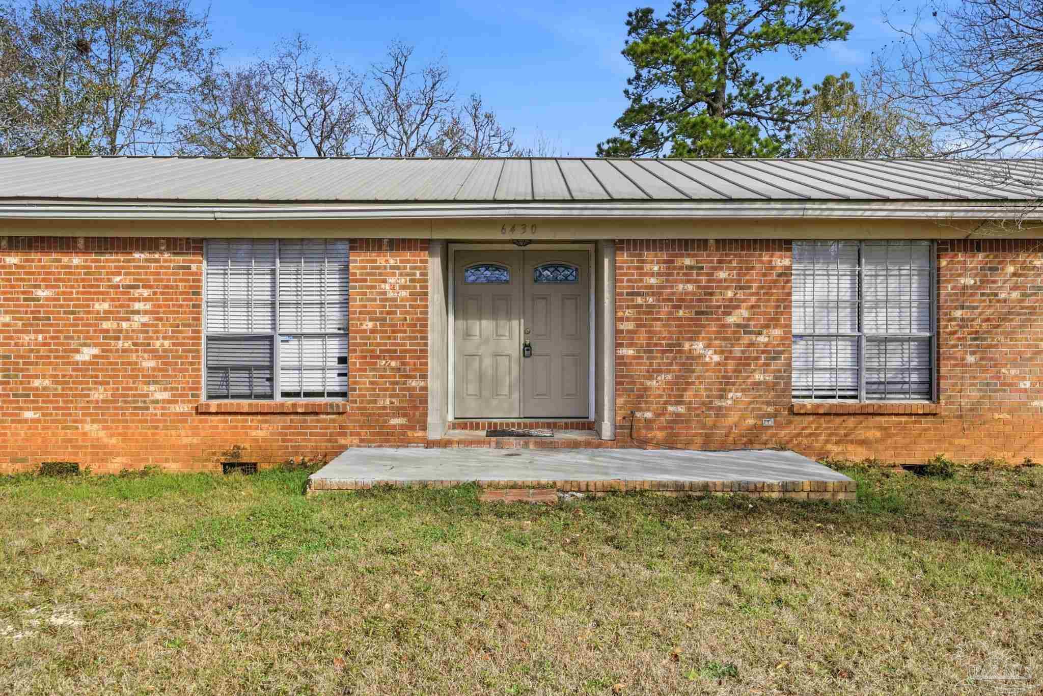 6430 West 9 Mile Road Pensacola, FL 32526 - Photo 2 of 29