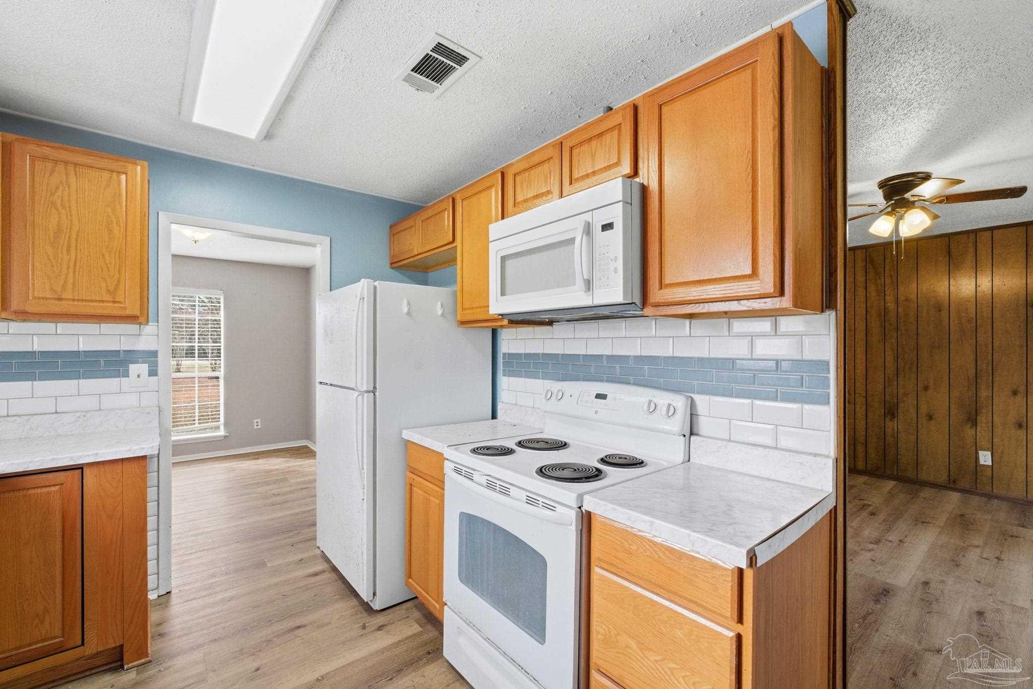 6430 West 9 Mile Road Pensacola, FL 32526 - Photo 8 of 29